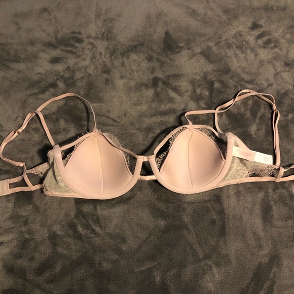 VS Caged light pink bralette 32D - Picture 4 of 4